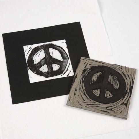 Linoleumstryk af peace-tegn