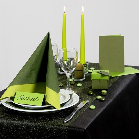 Inspiration til fest med grøn borddækning, bordpynt m.v.