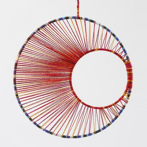 String art - uro af metalringe med garn